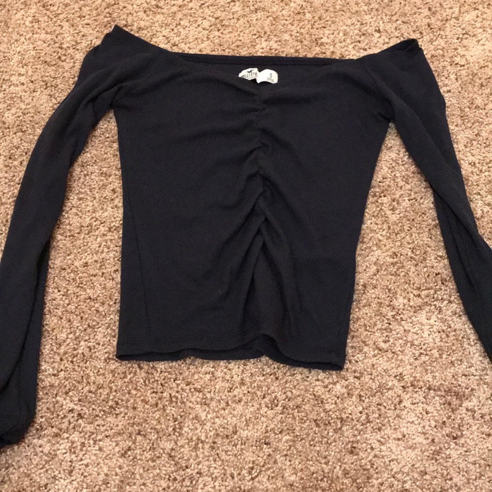 Off the shoulder long sleeve